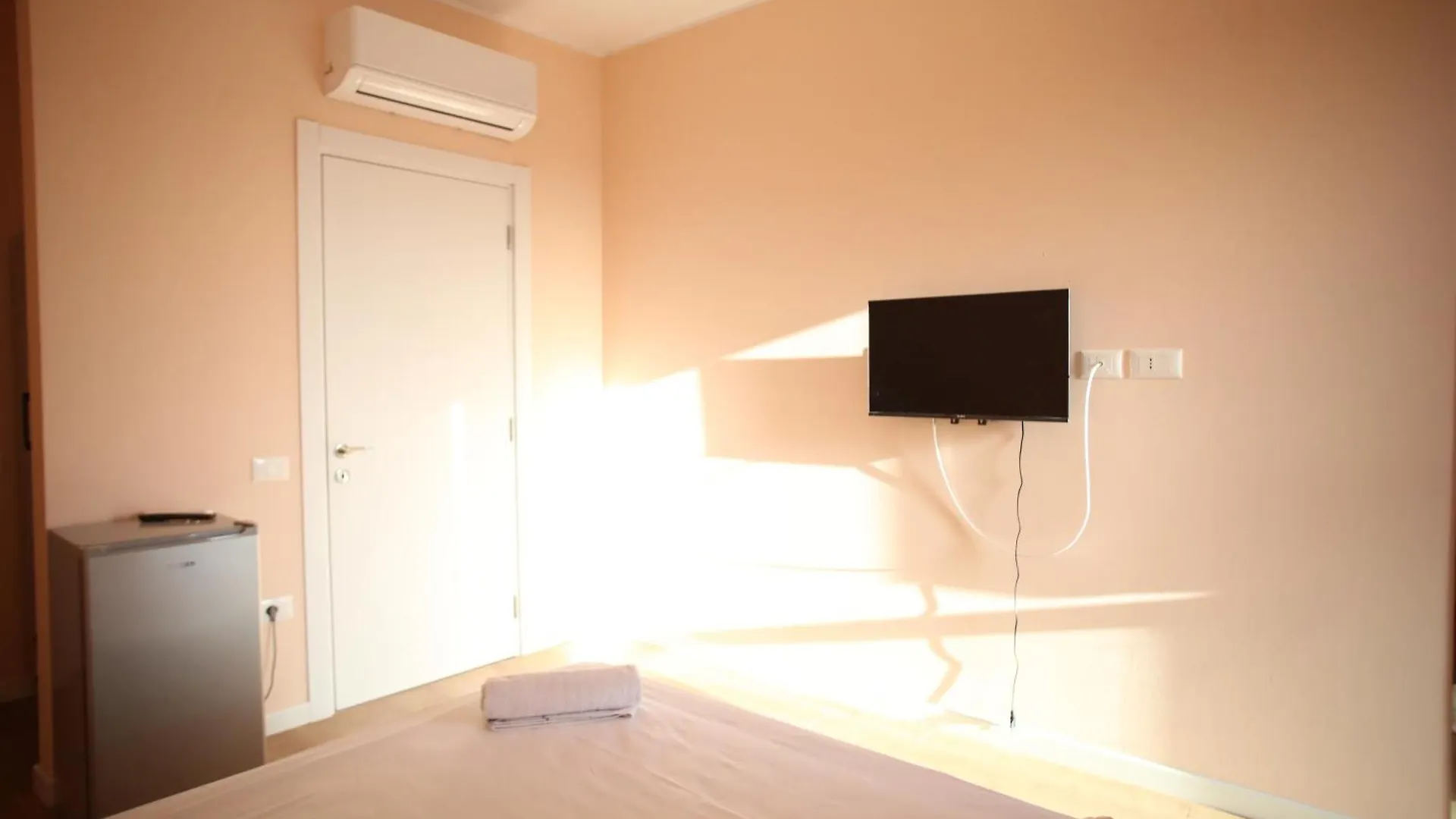 Tirana Daylight Apartment