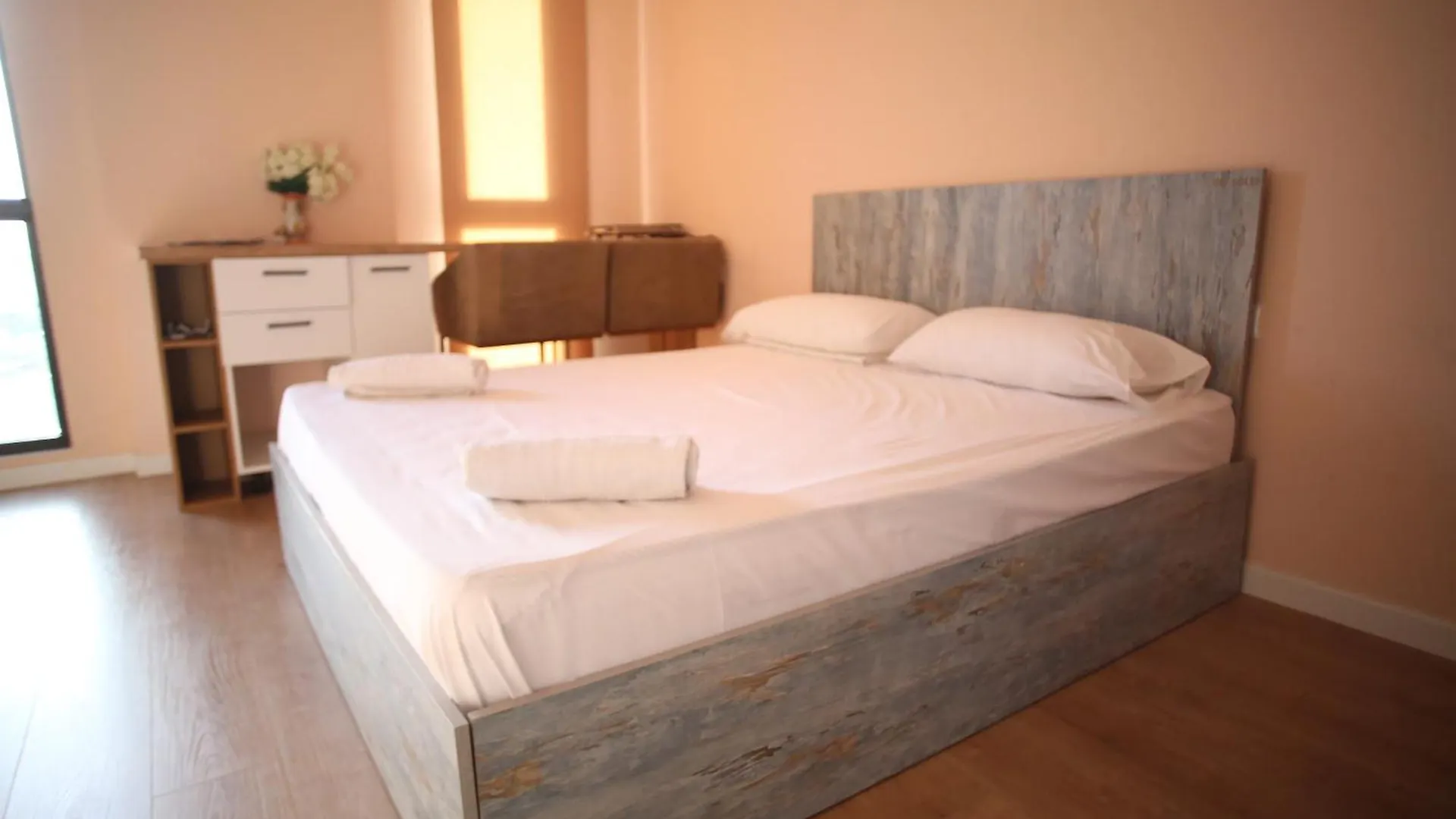 Tirana Daylight Apartment